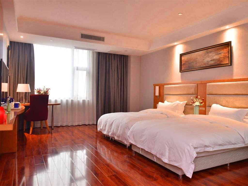 Ibis Chongqing Airport Hotel Exterior foto